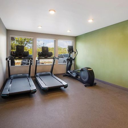 Woodspring Suites East Lansing - University Area Buitenkant foto