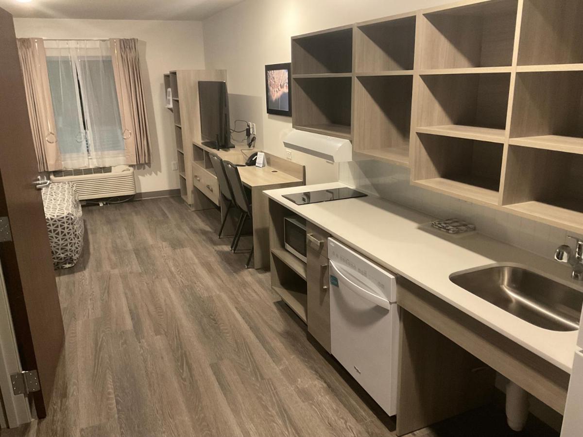 Woodspring Suites East Lansing - University Area Buitenkant foto